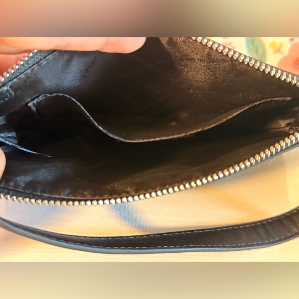 Michael Kors Jet Set Small Pebbled Leather Convertible Wristlet Bag Black NWT - Picture 11 of 13